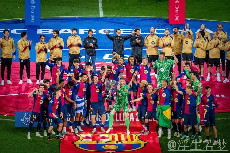 费兰戴帽助巴萨5-3大逆转!豪取西甲6连胜稳居榜首4分领先 费兰戴帽助巴萨5-3大逆转!豪取西甲6连胜稳居榜首4分领先